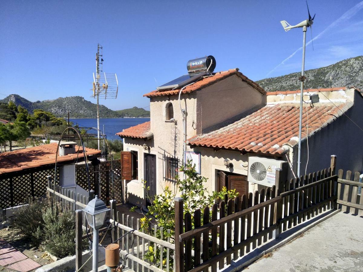 Lagoon Dreamhouse Vouliagmeni Lake Bagian luar foto