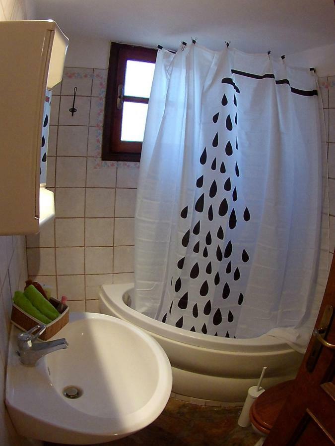 Lagoon Dreamhouse Vouliagmeni Lake Bagian luar foto